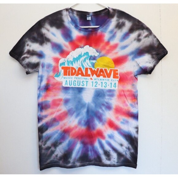TIdal Wave Music Festival‎ T-Shirt Rare Tie Dye Sz M Morgan Wallen Luke Bryan - Picture 1 of 6